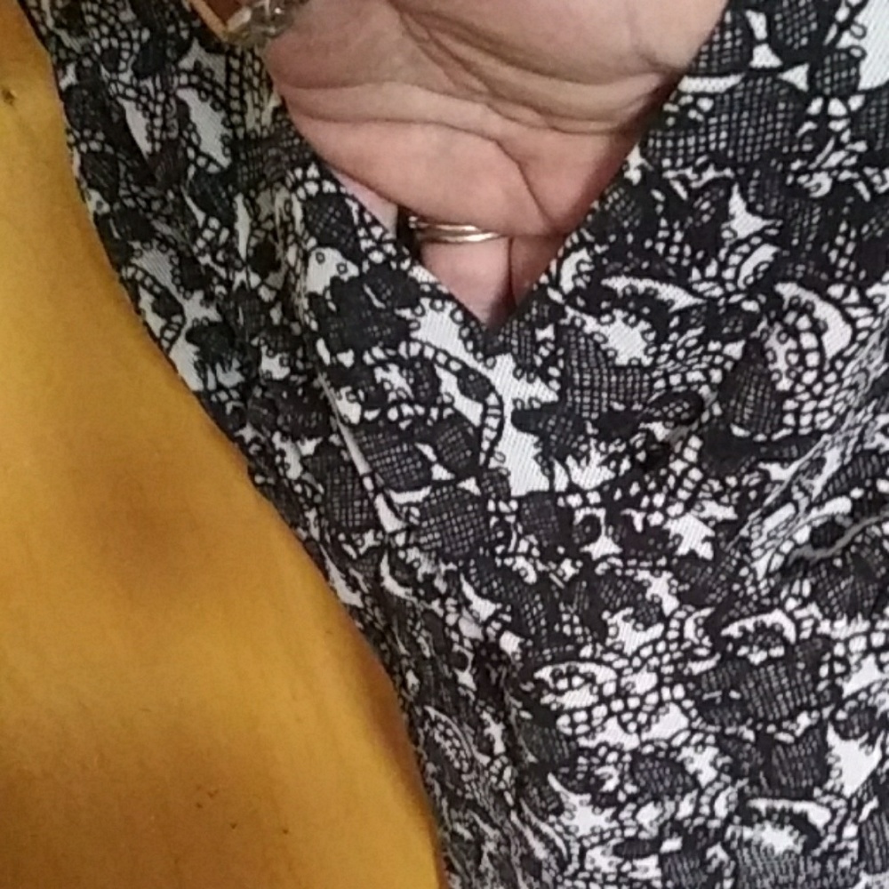 Top - Picture 3 of 4